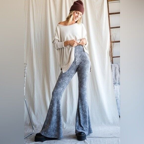 Something About You Oversized Long Sleeve Tunic Sweater Off The Shoulder Ivory - Picture 3 of 15